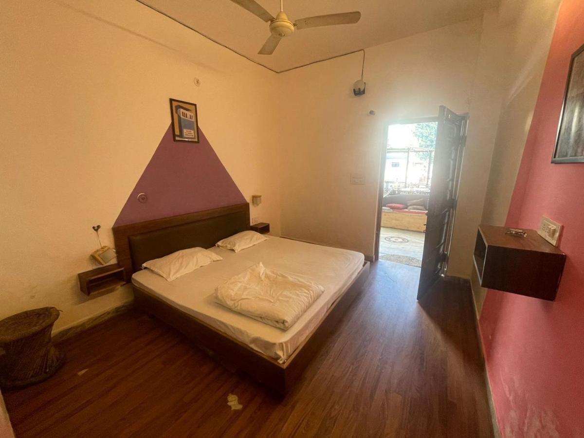 Unplan Hostel Rishīkesh Zewnętrze zdjęcie