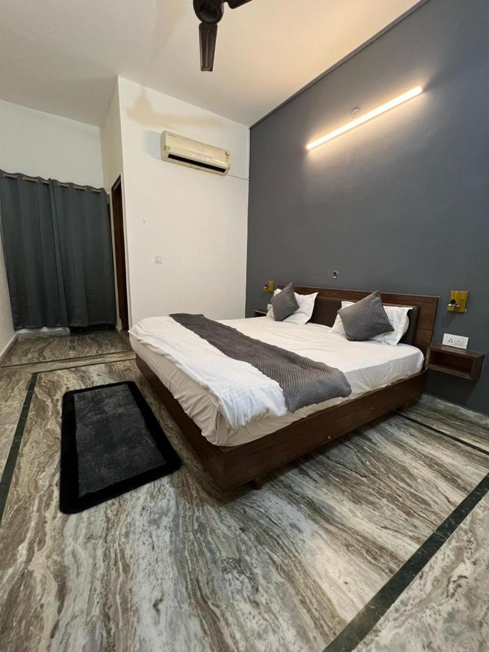 Unplan Hostel Rishīkesh Zewnętrze zdjęcie